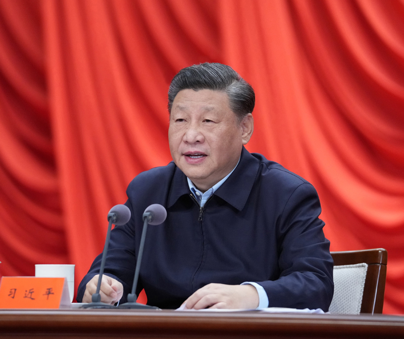 3月1日，2022年春季学期中央党校（国度行政学院）中青年干部培训班在中央党？。中共中央总书记、国度主席、中央军委主席习近平在开班式上颁发沉要讲话。新华社记者 申宏 摄