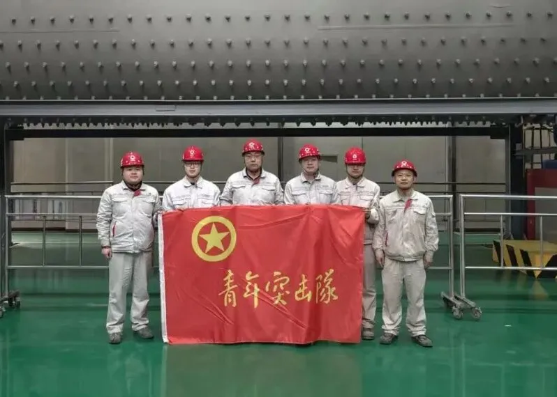 8d12800e14c3a407 图片