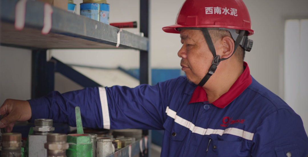 2021102909322517693 2021102909322517693